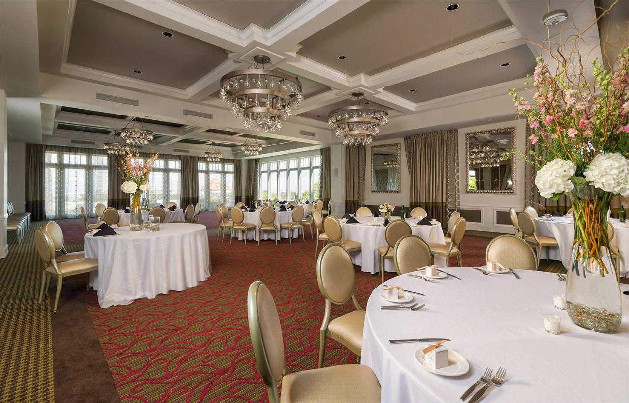 The Birchwood Hotel St. Petersburg Ngoại thất bức ảnh
