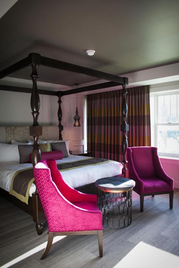The Birchwood Hotel St. Petersburg Ngoại thất bức ảnh