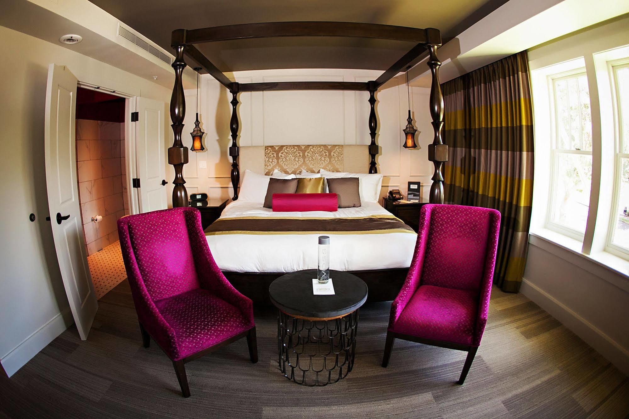 The Birchwood Hotel St. Petersburg Ngoại thất bức ảnh